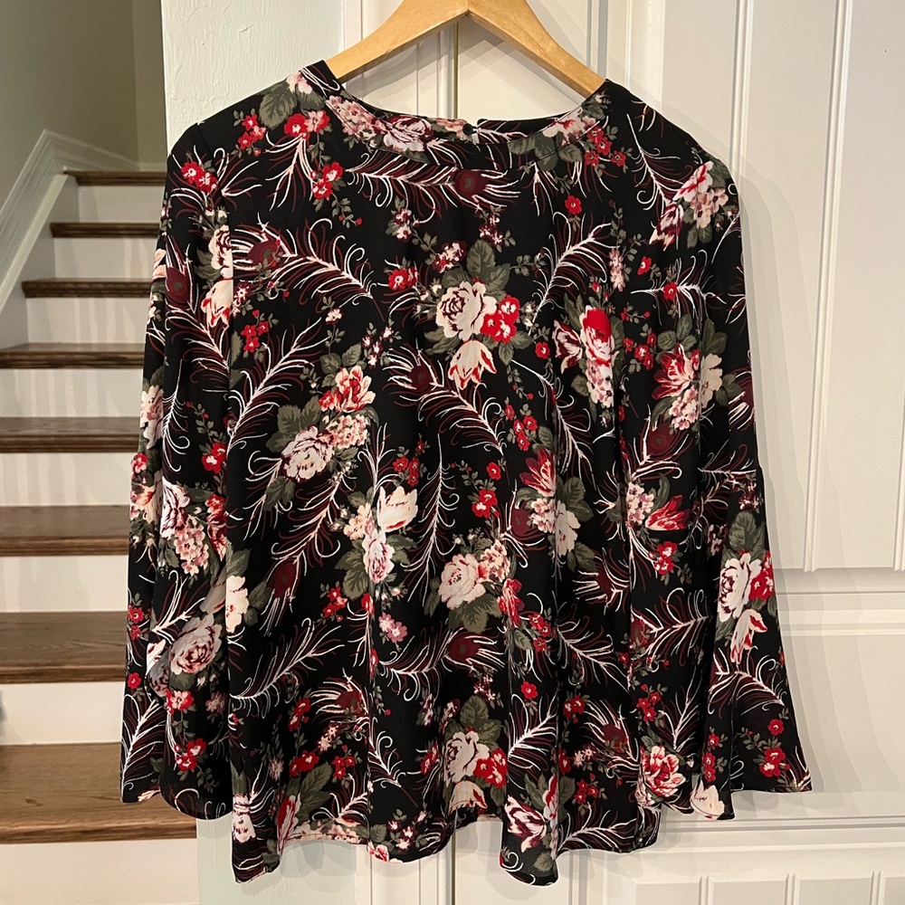 LOFT Outlet Floral Blouse Medium Petite Black Red Pink Long Sleeve